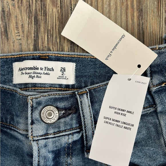 Abercrombie & Fitch Super Skinny Ankle High Rise Jeans Womens 26/2L Blue Denim - Picture 8 of 13